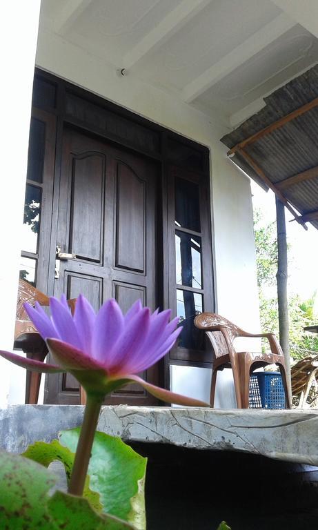 Sigiriya River Side Resort Exterior photo